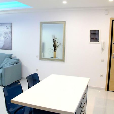 Thiseos 319. Beautiful Apartments Near The Cultural Center Of The Capital. Athen Exterior foto